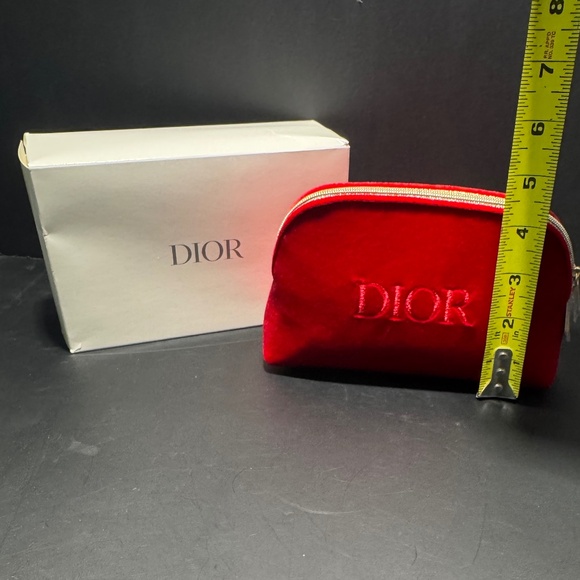 Red Velvet Dior Make up bag with Box NIB - Picture 7 of 7